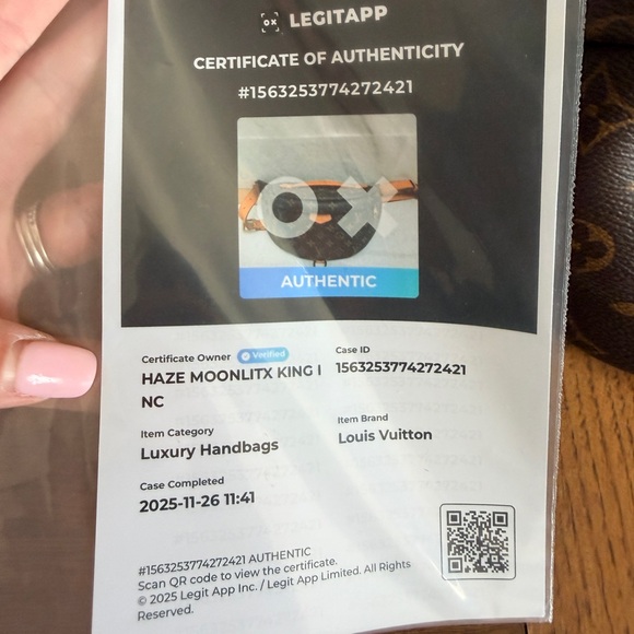 Louis Vuitton Monogram Bum Bag - Picture 14 of 14